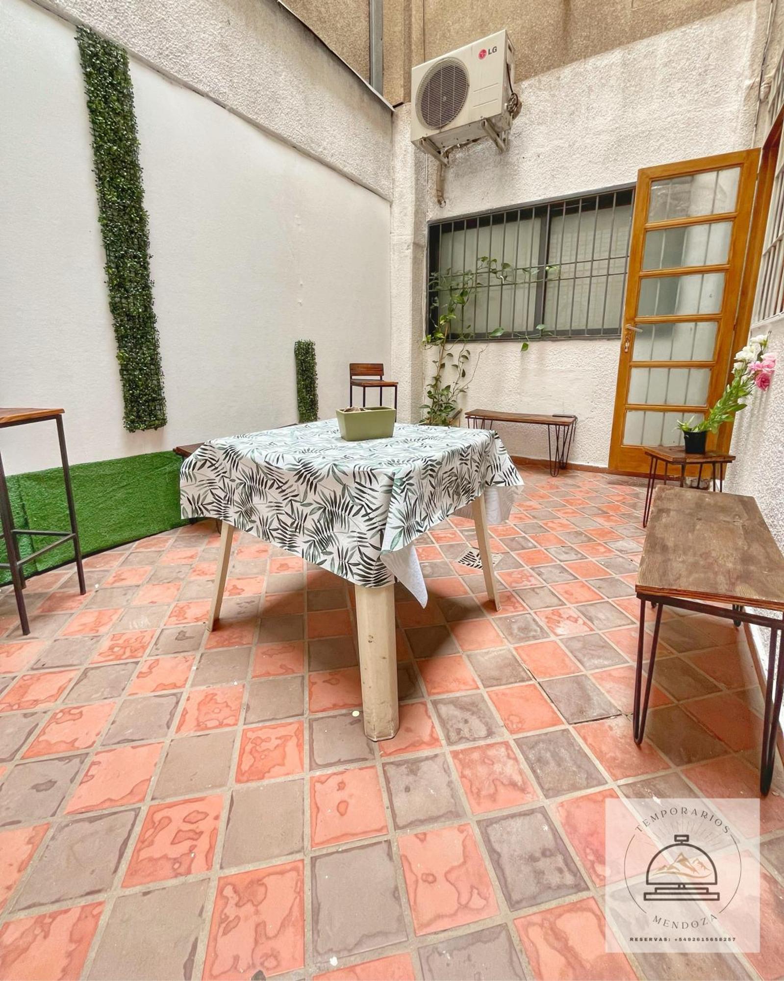 Departamento Centrico Con Terraza Plaza Independencia